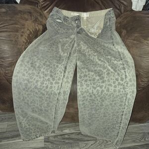Universal Thread Gray Leopard Print Boot Cut Jeans